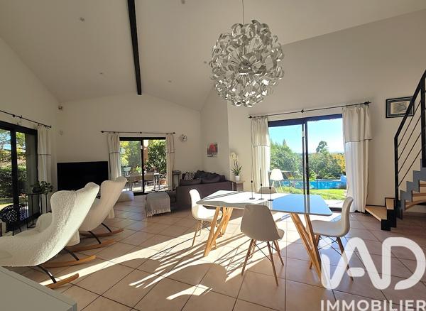 Maison à vendre 6 pièces 176 m² Saint-Loup-Cammas