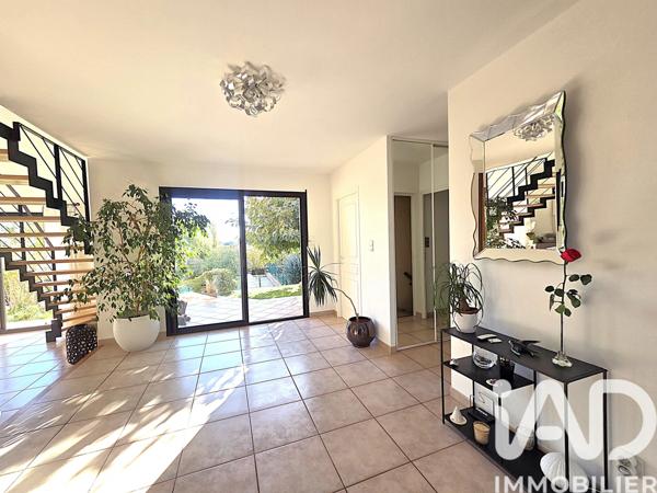 Maison à vendre 6 pièces 176 m² Saint-Loup-Cammas