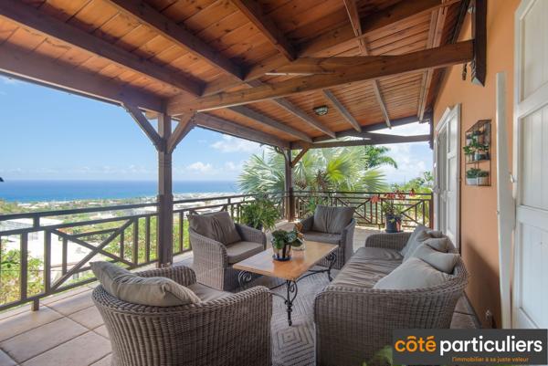 Vente Maison210 m² - 6 Pièces - SAINT DENIS (97400)