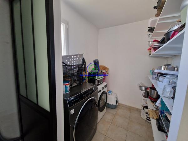 A vendre: Maison de type T6 de 130m² avec piscine, carport et grand jardin