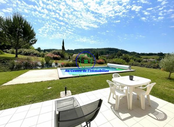 A vendre: Maison de type T6 de 130m² avec piscine, carport et grand jardin