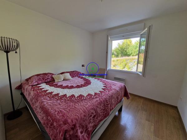 A vendre: Maison de type T6 de 130m² avec piscine, carport et grand jardin