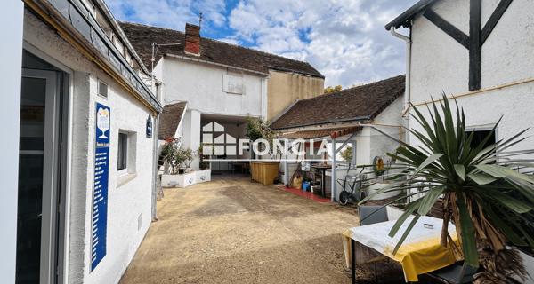À vendre Maison 15 pièces 327 m² - Dreux 28100