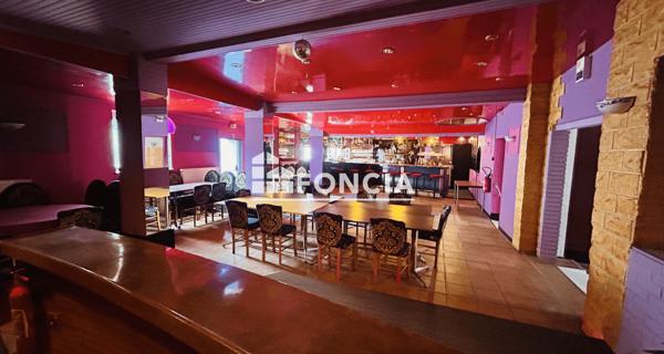 À vendre Maison 15 pièces 327 m² - Dreux 28100