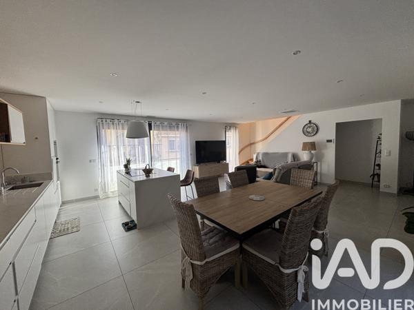 Maison à vendre 4 pièces 145 m² Mèze