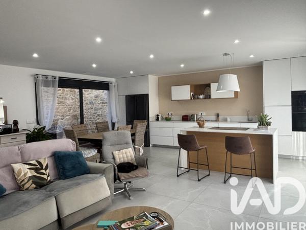 Maison à vendre 4 pièces 145 m² Mèze