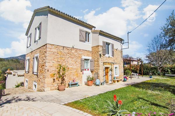 À vendre au Rouret, authentique Bastide provençale