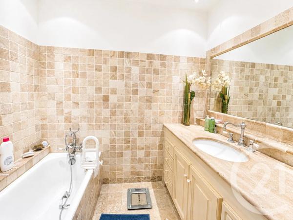 Maison à vendre  4 pièces - 121,76 m 2   LE GRAU DU ROI  - 30
