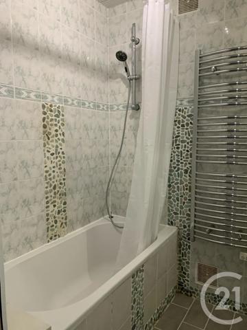 Maison à vendre  4 pièces - 103 m 2   BOULOGNE SUR GESSE  - 31