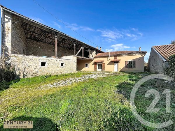 Maison à vendre  4 pièces - 103 m 2   BOULOGNE SUR GESSE  - 31