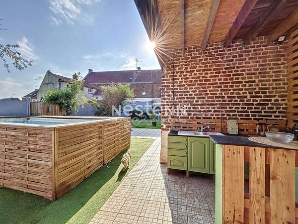 Maison de 185m² comprenant 4 chambres (5 possibles) sur un terrain de 331m² située à MASNY VILLAGE - Terrasse - Jardin - Garage - Cave - Pas de gros travaux à prévoir - 250.000 euros