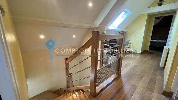 Maison
                                                                                                                                                                                                                                                                                                                        8 pièce(s)                                                                                                                                                                                                          6 chambre(s)                                                                                                                                                                                                          132  m²