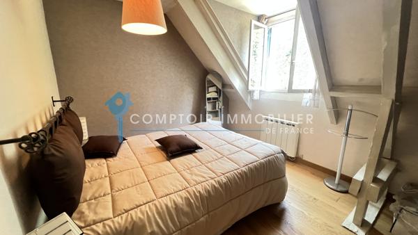 Maison
                                                                                                                                                                                                                                                                                                                        8 pièce(s)                                                                                                                                                                                                          6 chambre(s)                                                                                                                                                                                                          132  m²
