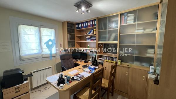 Maison
                                                                                                                                                                                                                                                                                                                        8 pièce(s)                                                                                                                                                                                                          6 chambre(s)                                                                                                                                                                                                          132  m²