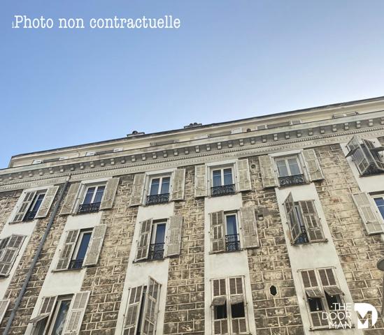 Immeuble - À vendre - 800 m² - TOULON | The Door Man