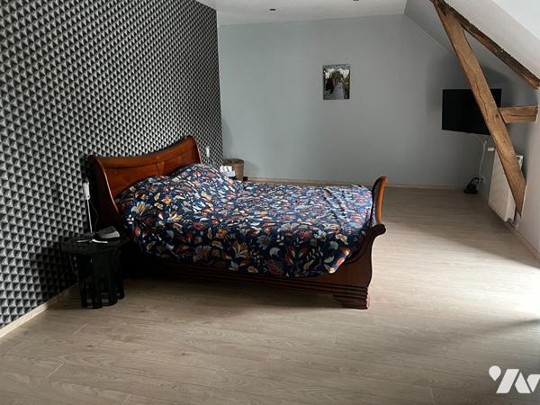 Gahard  - Longère rénovée d'environ 219 m² - 5 chambres