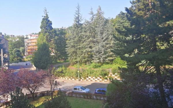 Appartement à vendre    3 pièces • 85,98 m2 Saint-Étienne