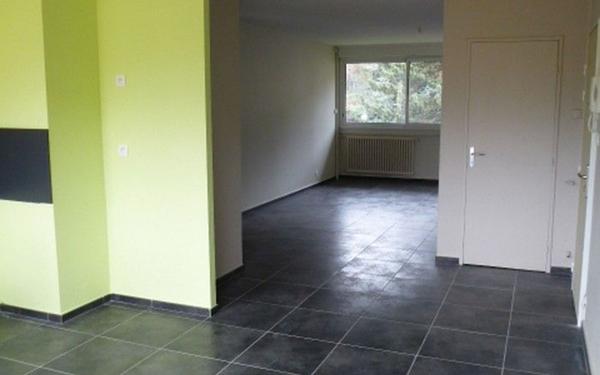 Appartement à vendre    3 pièces • 85,98 m2 Saint-Étienne