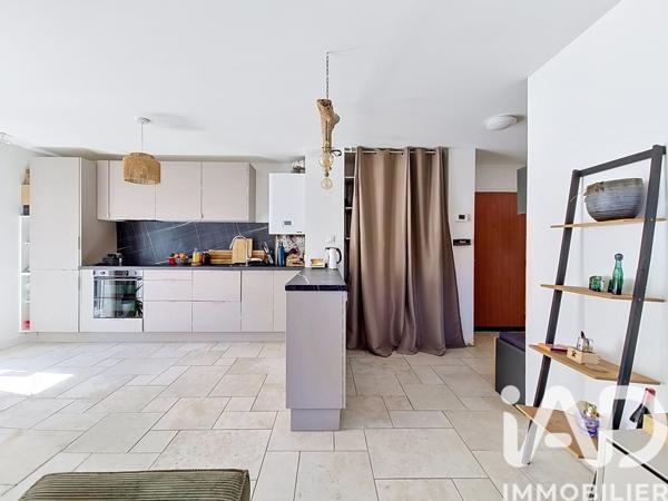 Appartement à vendre 3 pièces 61 m² Sainte-Geneviève-des-Bois
