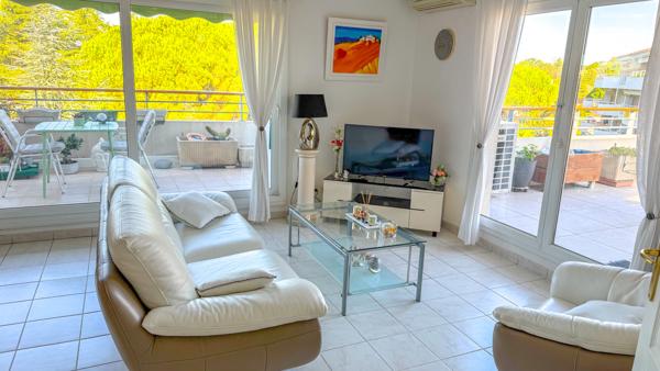 Fréjus (83600) Appartement 3 pièces dernier étage