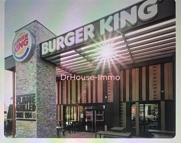 Immeuble à vendre 10 pièces de 2 211 m²