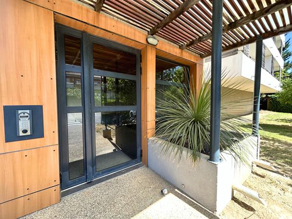 Appartement T4 traversant avec une belle vue dégagée !