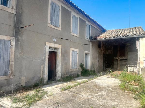 Saint-Maurice-sur-Eygues (26110) ANCIENNE FERME VITICOLE A RESTAURER DE 383 m2 de SURFACE TOTALE sur 3000 m2 DE TERRAIN