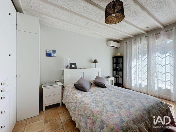 Maison à vendre 5 pièces 229 m² Morières-lès-Avignon