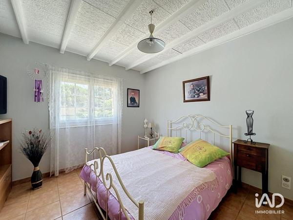 Maison à vendre 5 pièces 229 m² Morières-lès-Avignon