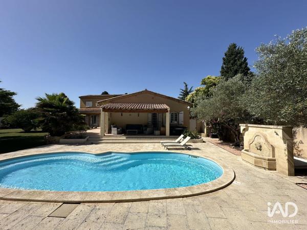 Maison à vendre 5 pièces 229 m² Morières-lès-Avignon