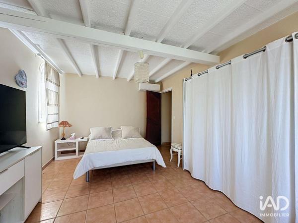 Maison à vendre 5 pièces 229 m² Morières-lès-Avignon