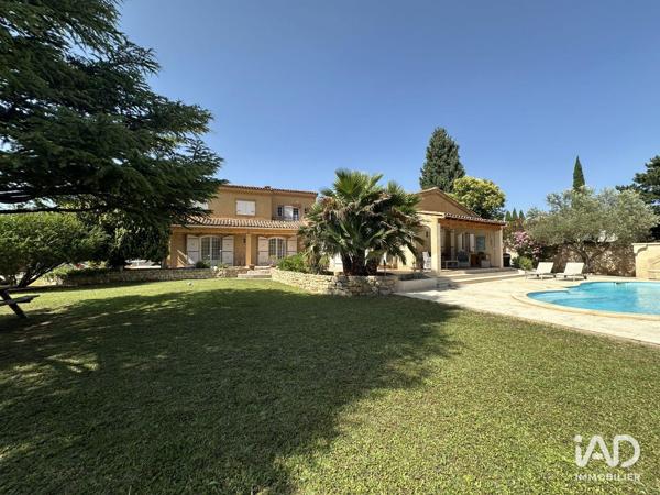 Maison à vendre 5 pièces 229 m² Morières-lès-Avignon
