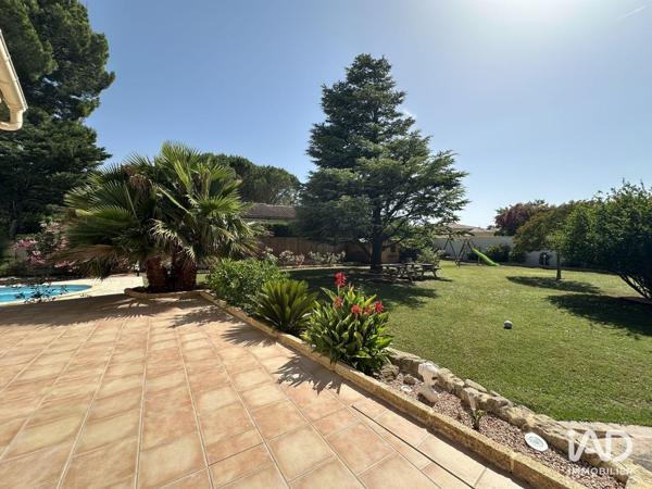 Maison à vendre 5 pièces 229 m² Morières-lès-Avignon