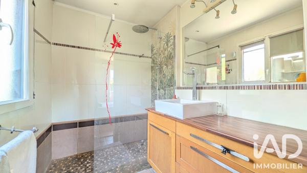 Maison à vendre 5 pièces 140 m² Solliès-Pont