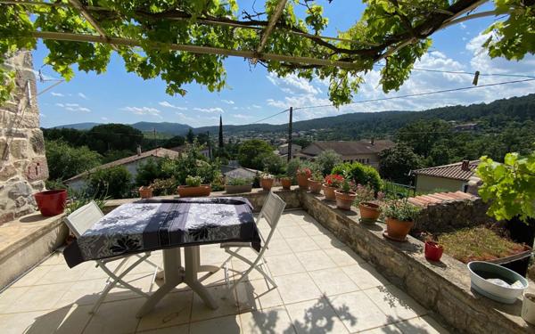 Maison à vendre    4 pièces • 127 m2 Saint-Paul-le-Jeune