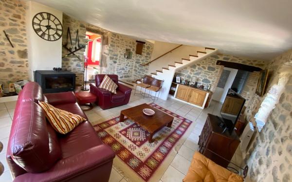 Maison à vendre    4 pièces • 127 m2 Saint-Paul-le-Jeune