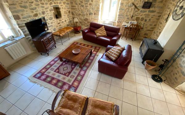 Maison à vendre    4 pièces • 127 m2 Saint-Paul-le-Jeune