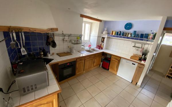 Maison à vendre    4 pièces • 127 m2 Saint-Paul-le-Jeune