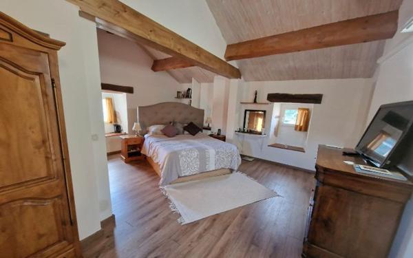 Maison à vendre    4 pièces • 127 m2 Saint-Paul-le-Jeune