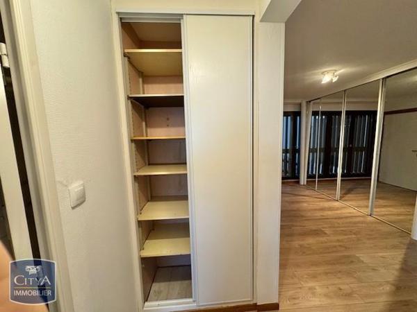 Appartement à louer 2 pièces 60m²