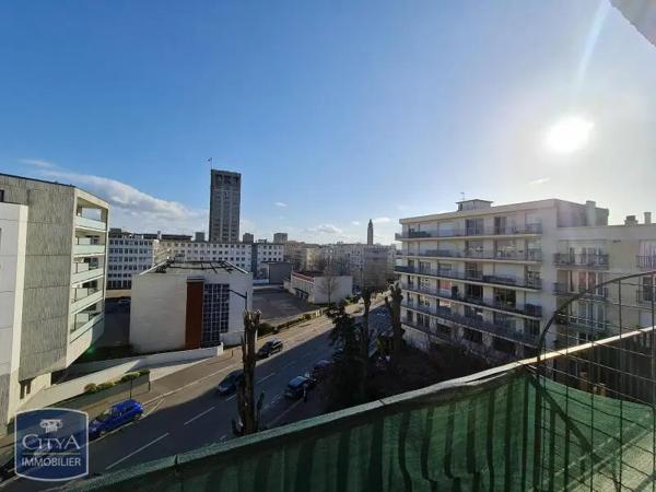 Appartement à louer 2 pièces 47m² Le Havre (76600)