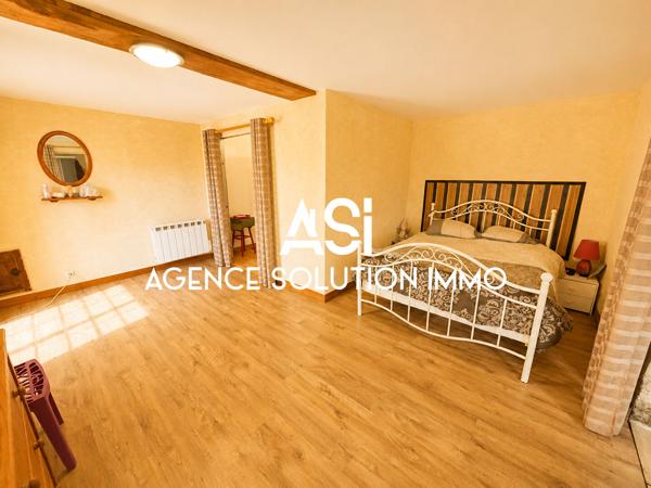 LONGERE EN PIERRE CHARME CAMPAGNE JARDIN DEPENDANCE