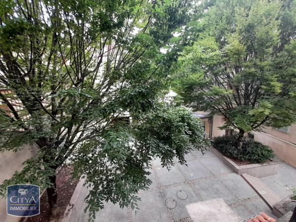 Appartement à louer 1 pièce 35m²