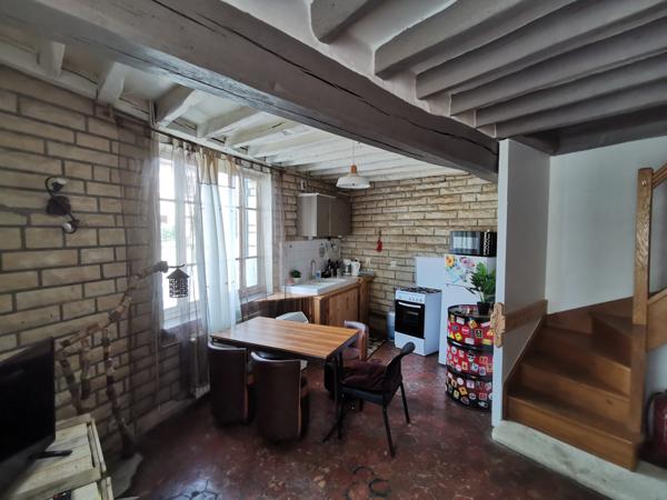 Maysel (60660) Maysel - bâtisse en pierre de 148 m² à seulement 60km de Paris