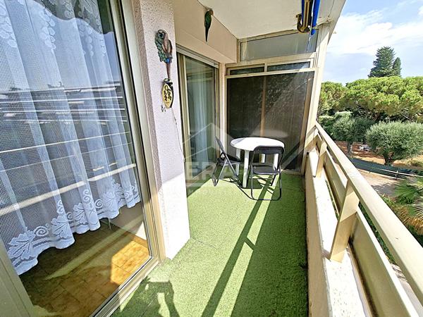 APPARTEMENT DE TYPE F1 PROCHE DES PLAGES