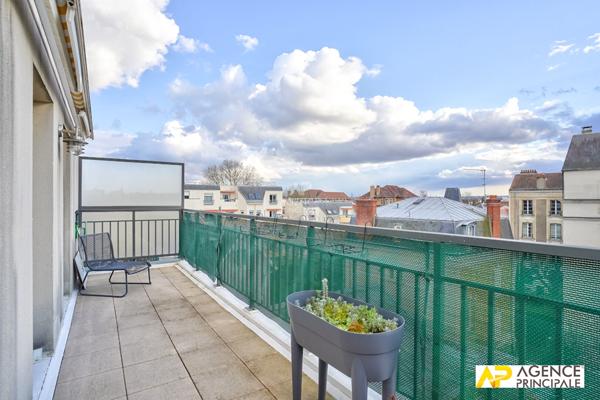 Appartement 6 pièce(s) 125.57 m2 -exclusivite - ascenseur 1 164 000 € ** - Référence 4233