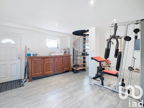 Maison à vendre 6 pièces 123 m² Moret-Loing-et-Orvanne