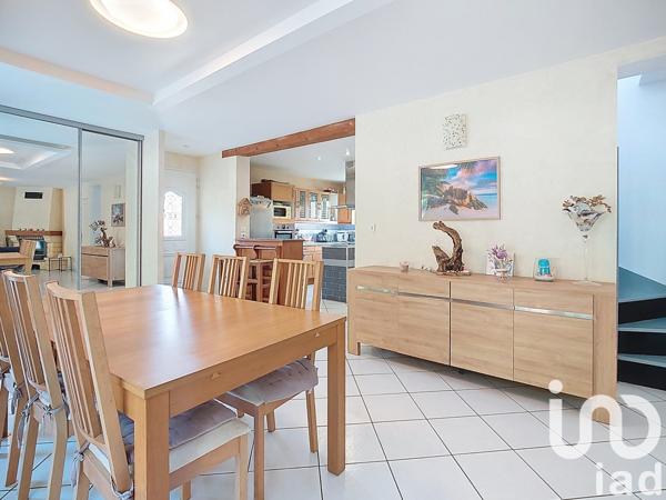 Maison à vendre 6 pièces 123 m² Moret-Loing-et-Orvanne