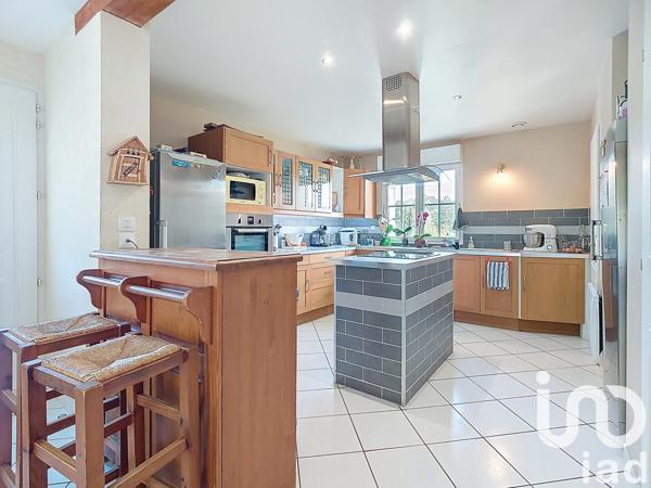 Maison à vendre 6 pièces 123 m² Moret-Loing-et-Orvanne