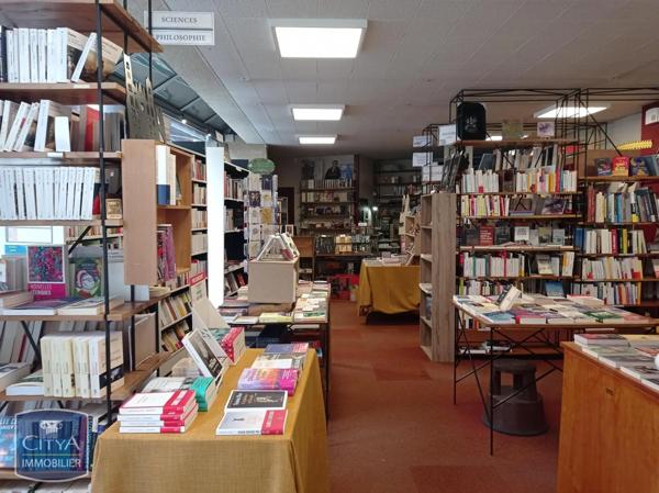 Local commercial à vendre